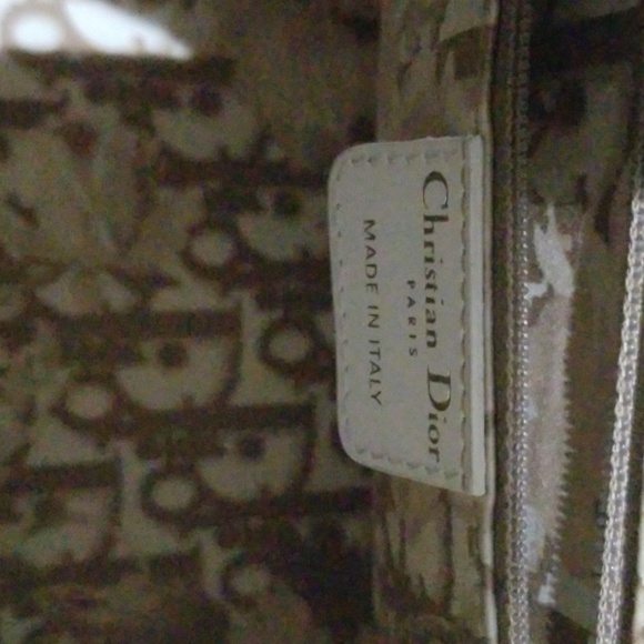 100 authentic large Christian Dior - Picture 7 of 8